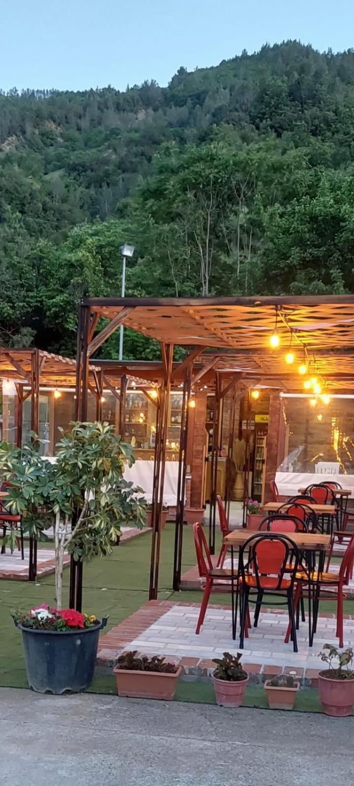 Camping Myzyri Osum Corovode Hotel Kültér fotó